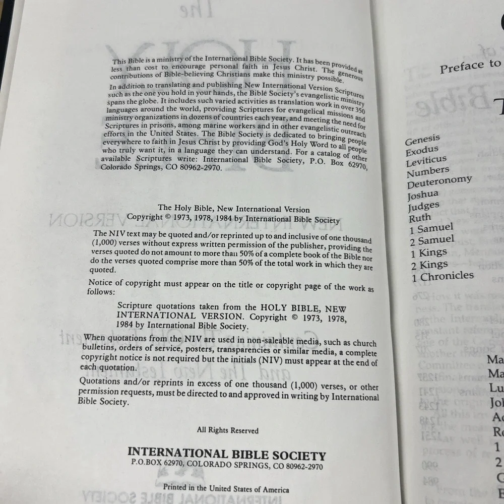Holy Bible New International Version Hardcover‎ 1984